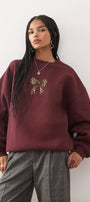 Kadın Oversize Sweatshirt Leo Kurdele Baskılı Bordo – Bisiklet Yaka, 3 İplik Şardonlu Polar