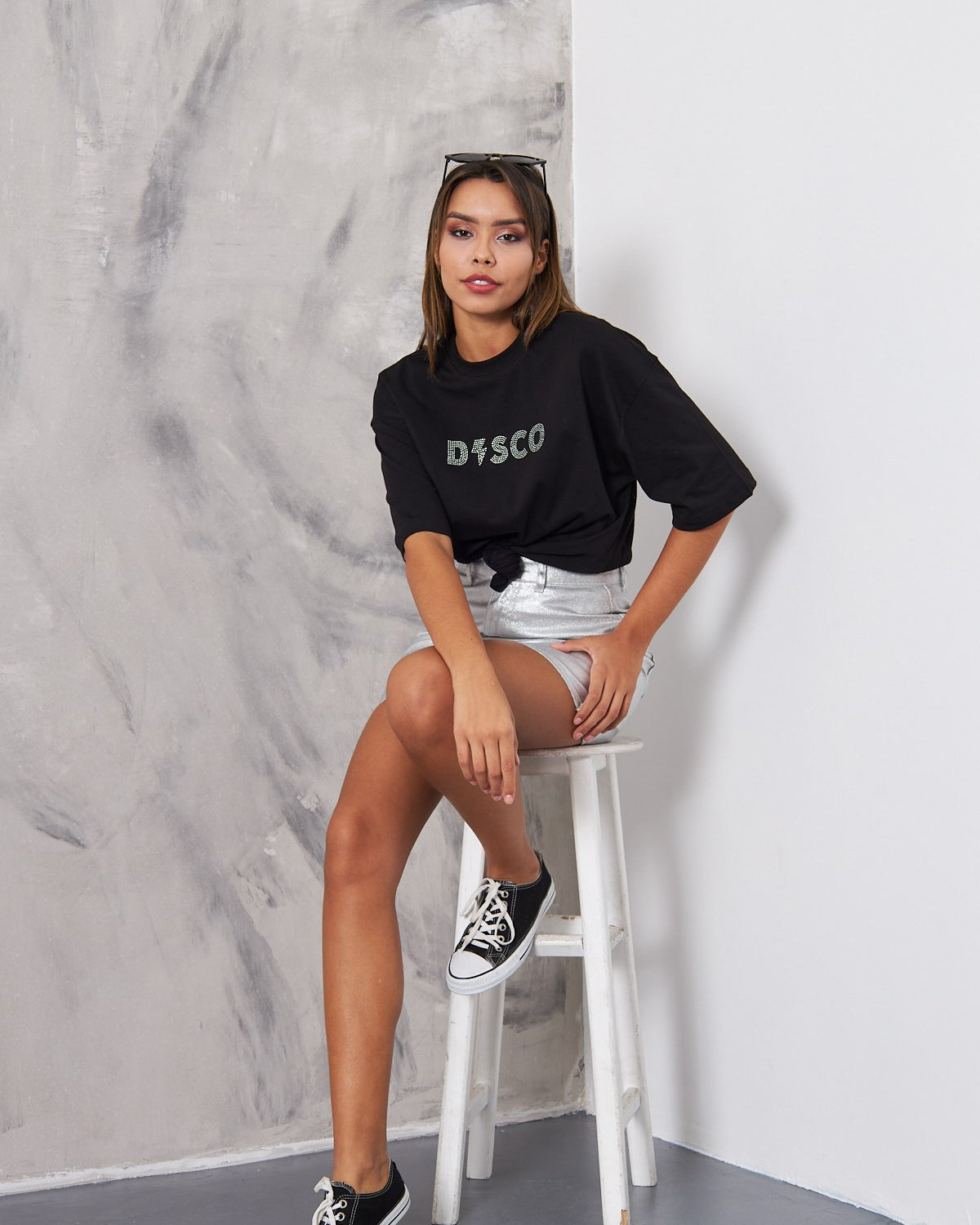 Disco Yazılı Taş Baskılı Siyah Kadın T-Shirt
