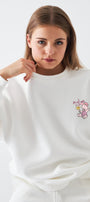 Kadın Oversize Sweatshirt Piglet Bloom Baskılı Beyaz – Bisiklet Yaka, 3 İplik Şardonlu Polar