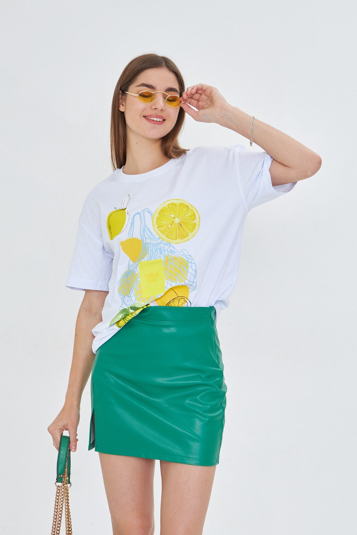 Kadın Limon Baskılı Lila Oversize Yazlık Tişört Squeeze The Day Beyaz