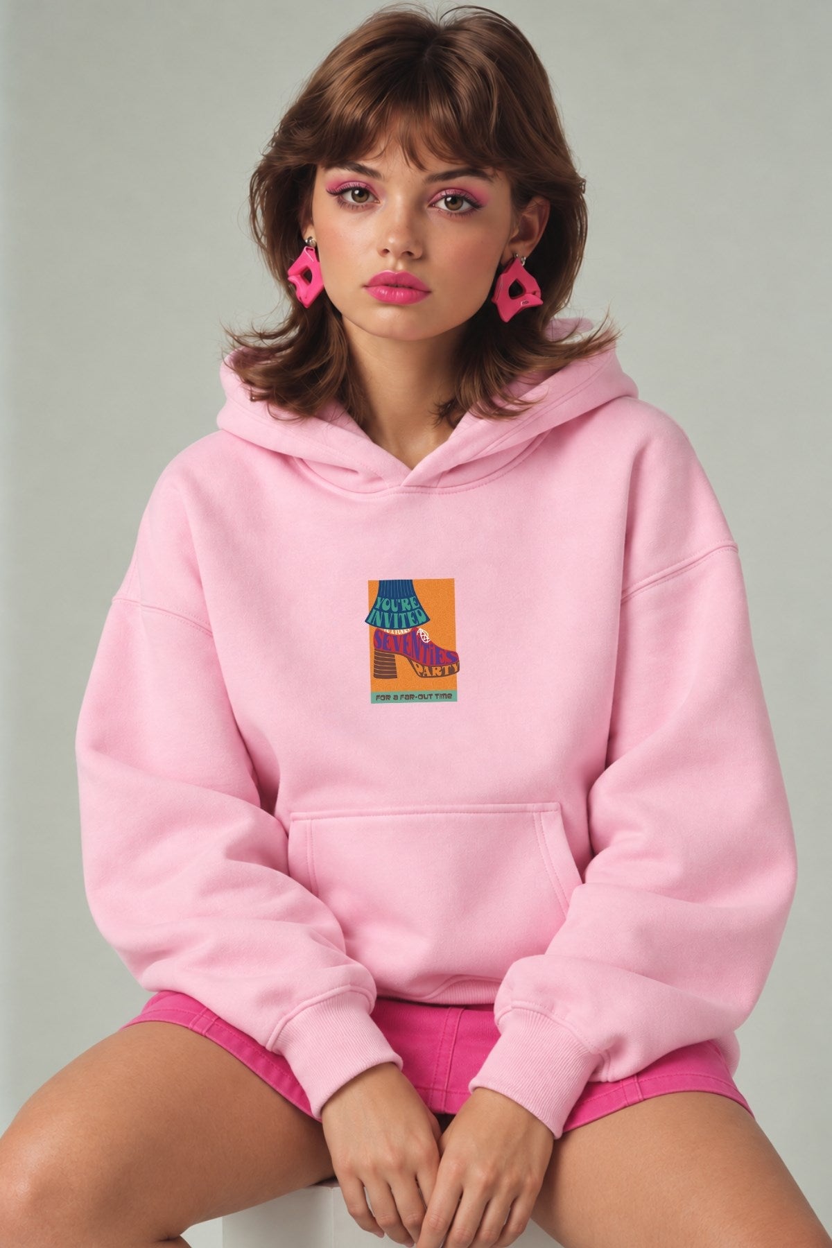 Kadın Oversize Hoodie 90’s Vibe Baskılı Pembe - Kapüşonlu, Kanguru Cepli, 3 İplik Polar