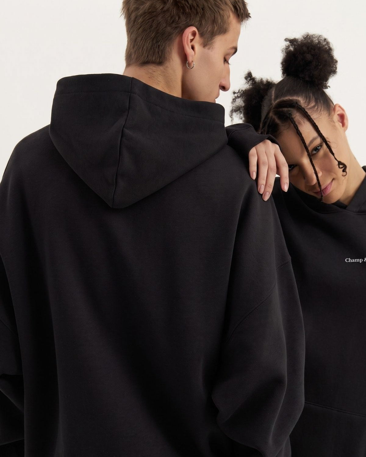 Unisex Oversize Eşofman Takımı Champ & Leisure Baskılı Siyah–3 İplik Polar, Kapüşonlu Üst, Lastikli Alt