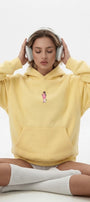 Kadın Oversize Hoodie Pink Kitty Club Baskılı Sarı - Kapüşonlu, Cepli, 3 İplik Polar