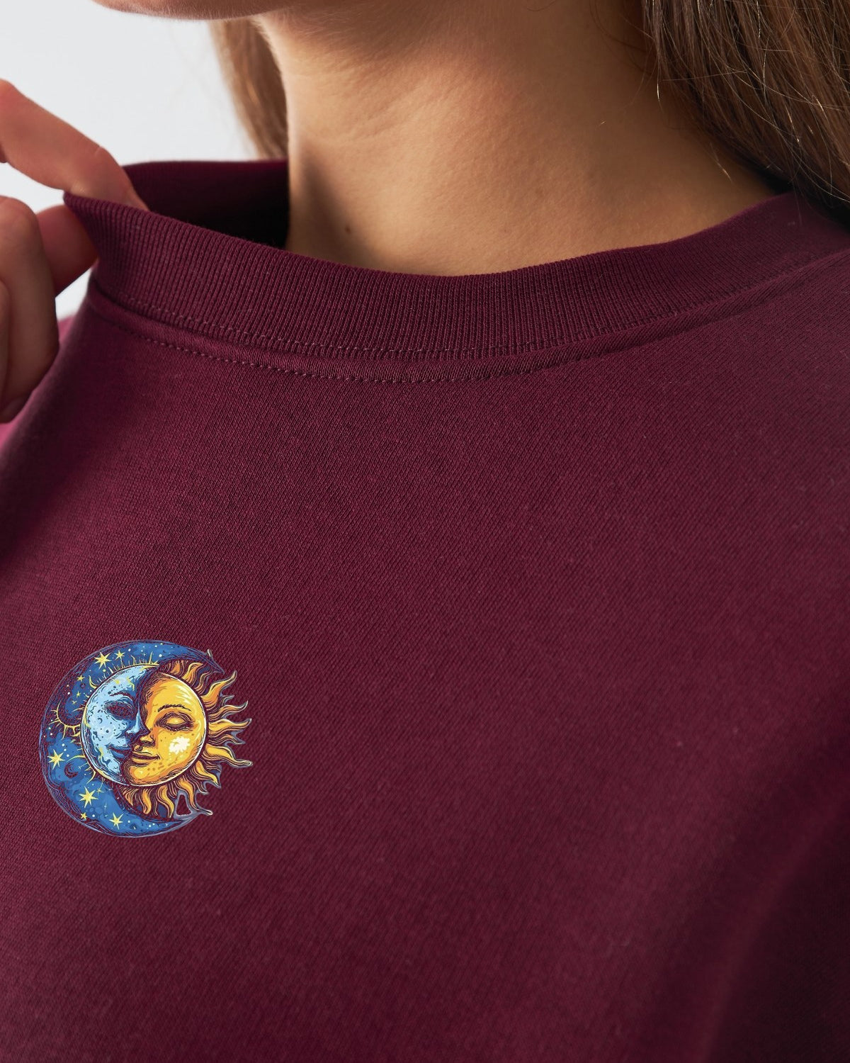 Kadın Oversize Sweatshirt Sun & Moon Baskılı Bordo – Bisiklet Yaka, 3 İplik Şardonlu Polar