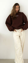 Kadın Oversize Sweatshirt CHMP STUDIOS Kahverengi – Bisiklet Yaka, 3 İplik Şardounlu Polar