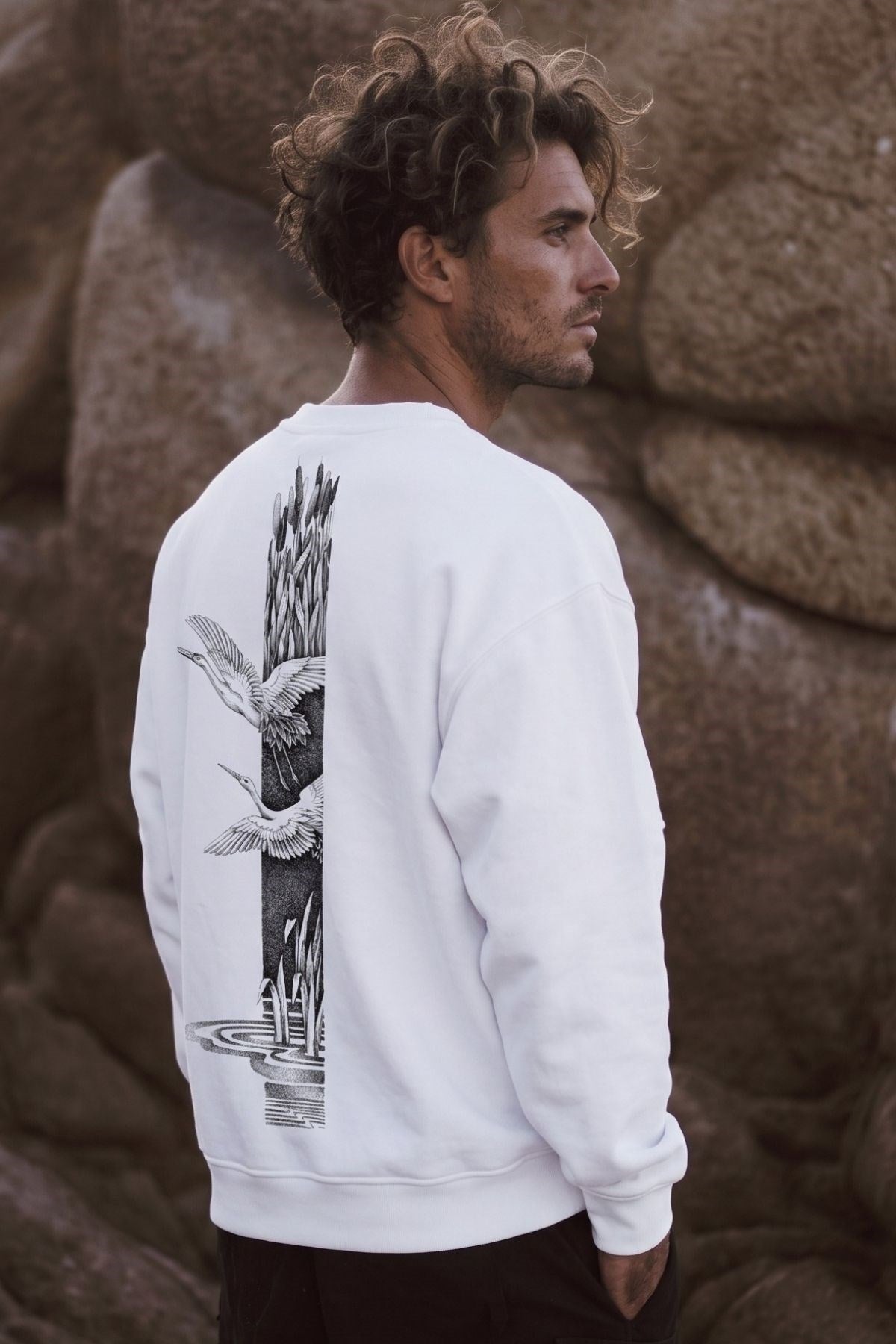 Erkek Oversize Sweatshirt Heron Line Baskılı Beyaz – Bisiklet Yaka, 3 İplik Şardonlu Polar