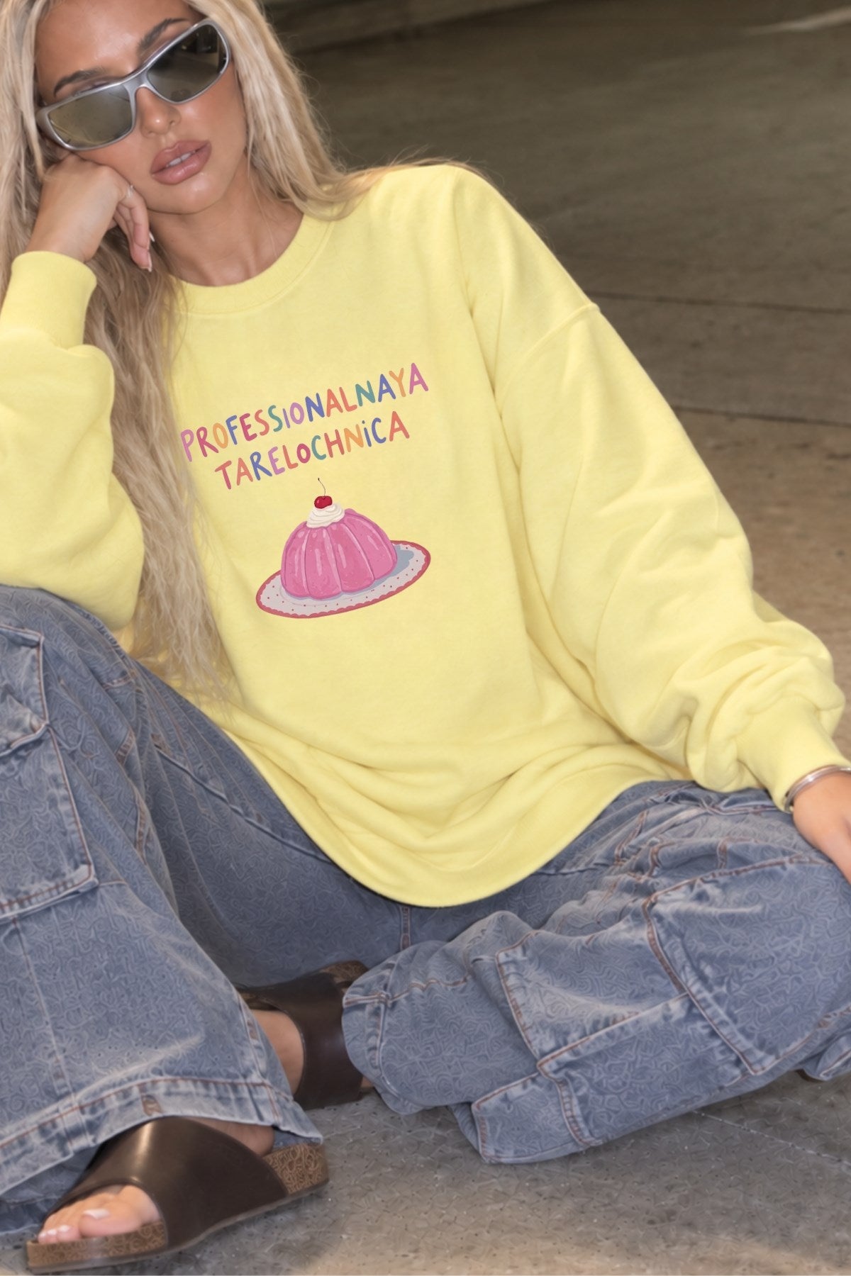 Kadın Oversize Sweatshirt Elbise Sweet Mood Baskılı Sarı – Bisiklet Yaka, 3 İplik Şardonlu Polar
