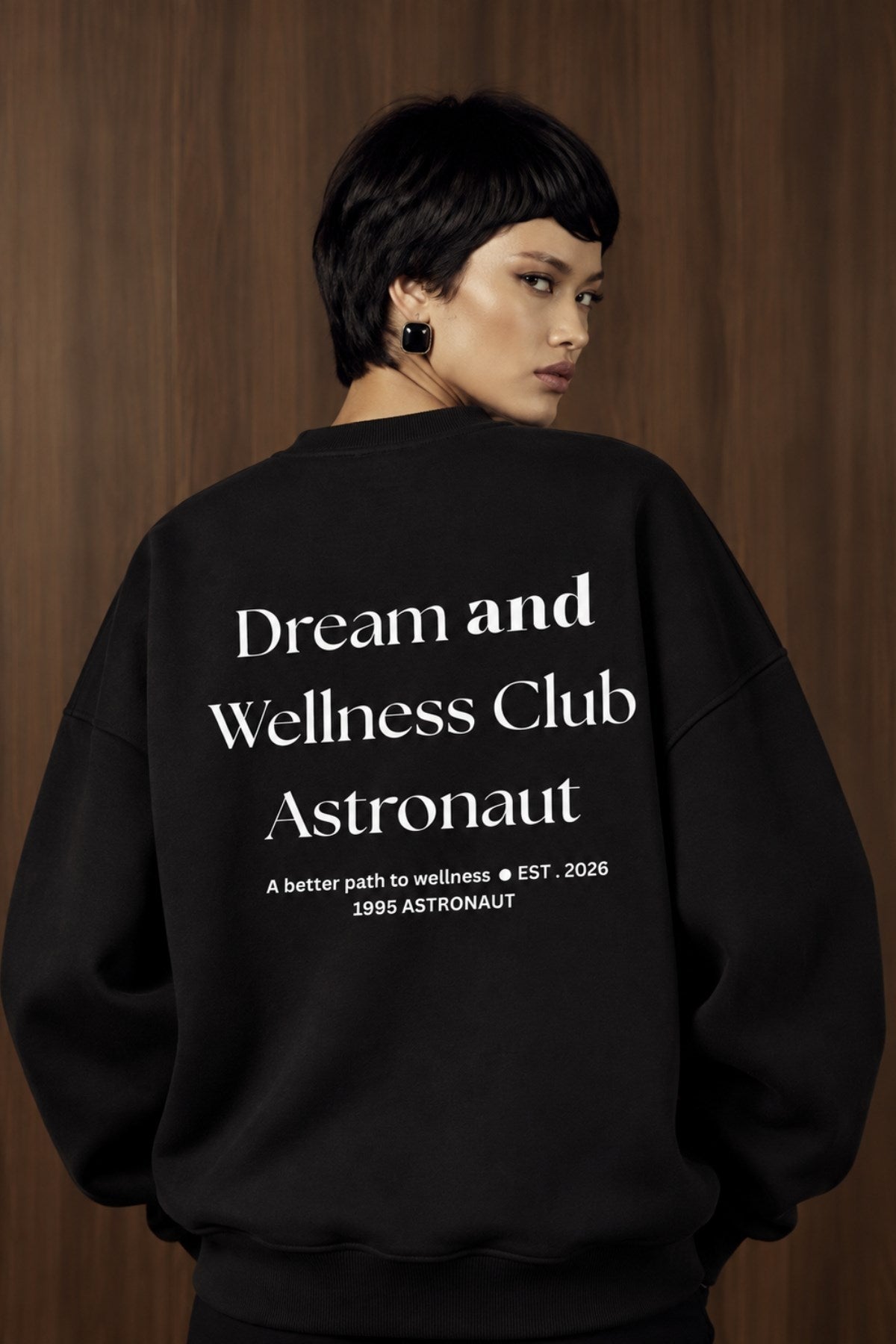 Kadın Oversize Sweatshirt Wellness Baskılı Siyah – Bisiklet Yaka, 3 İplik Şardonlu Polar, Düşük Omuz