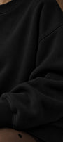 Kadın Oversize Sweatshirt Wellness Baskılı Siyah – Bisiklet Yaka, 3 İplik Şardonlu Polar, Düşük Omuz