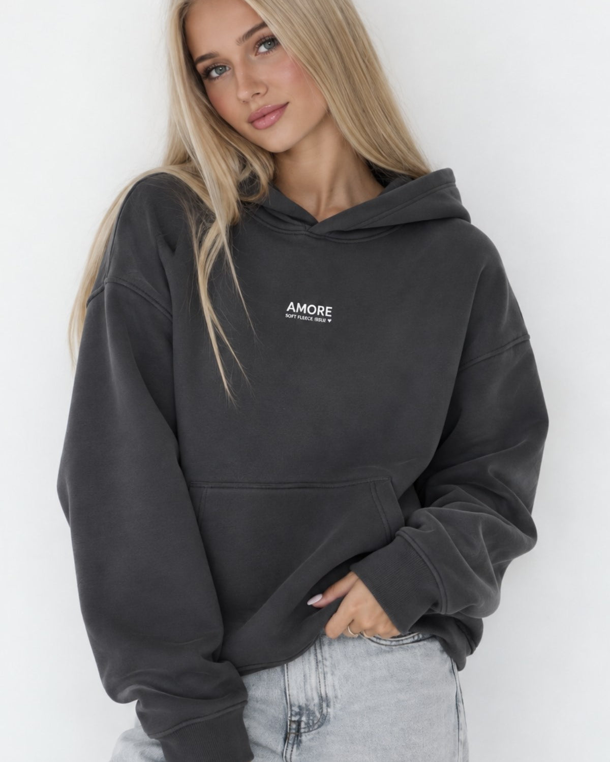 Kadın Oversize Hoodie Amore Baskılı Füme – Kapüşonlu, Kanguru Cepli, 3 İplik Şardonlu Polar