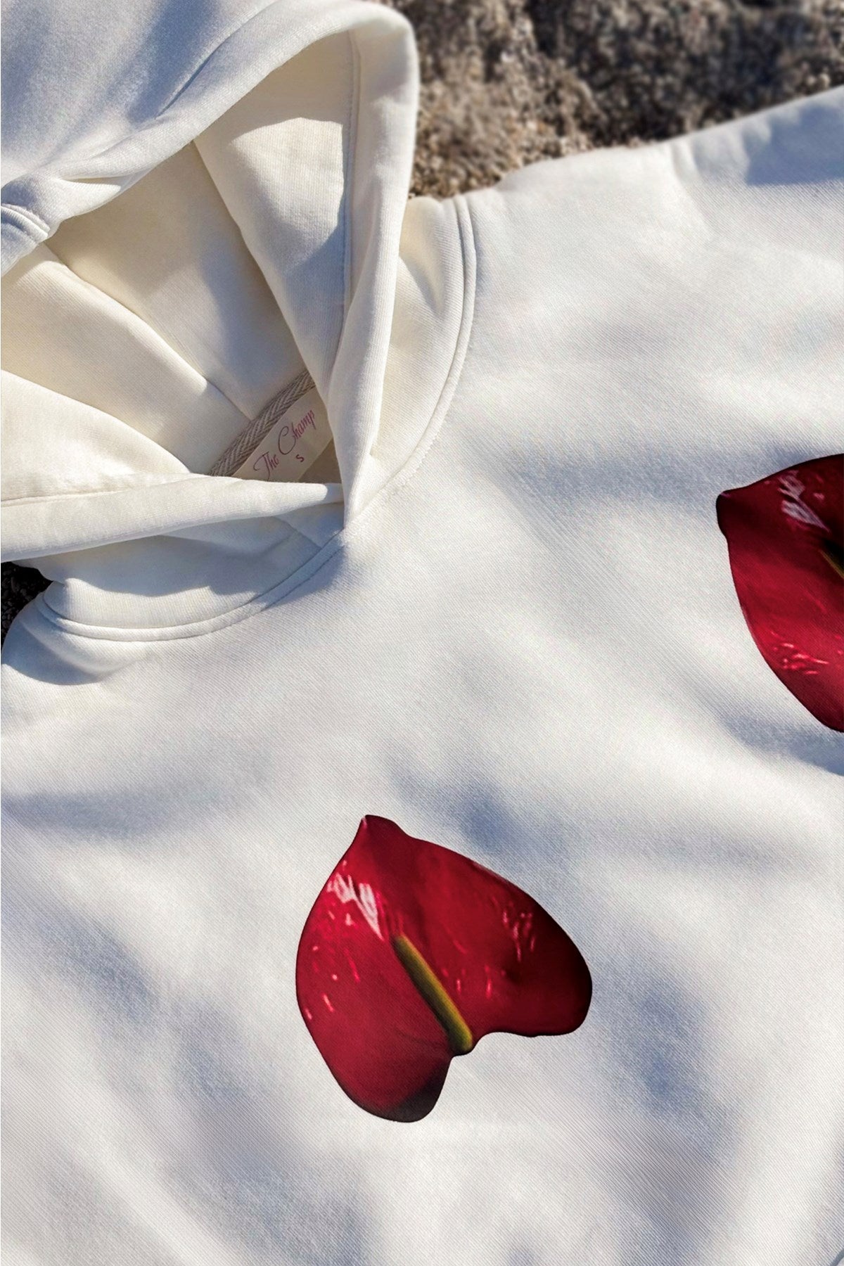 Oversize Kadın Sweatshirt Hoodie Flamingo Çiçeği Baskılı Beyaz – Kapüşonlu, Cepli, 3 İplik Polar