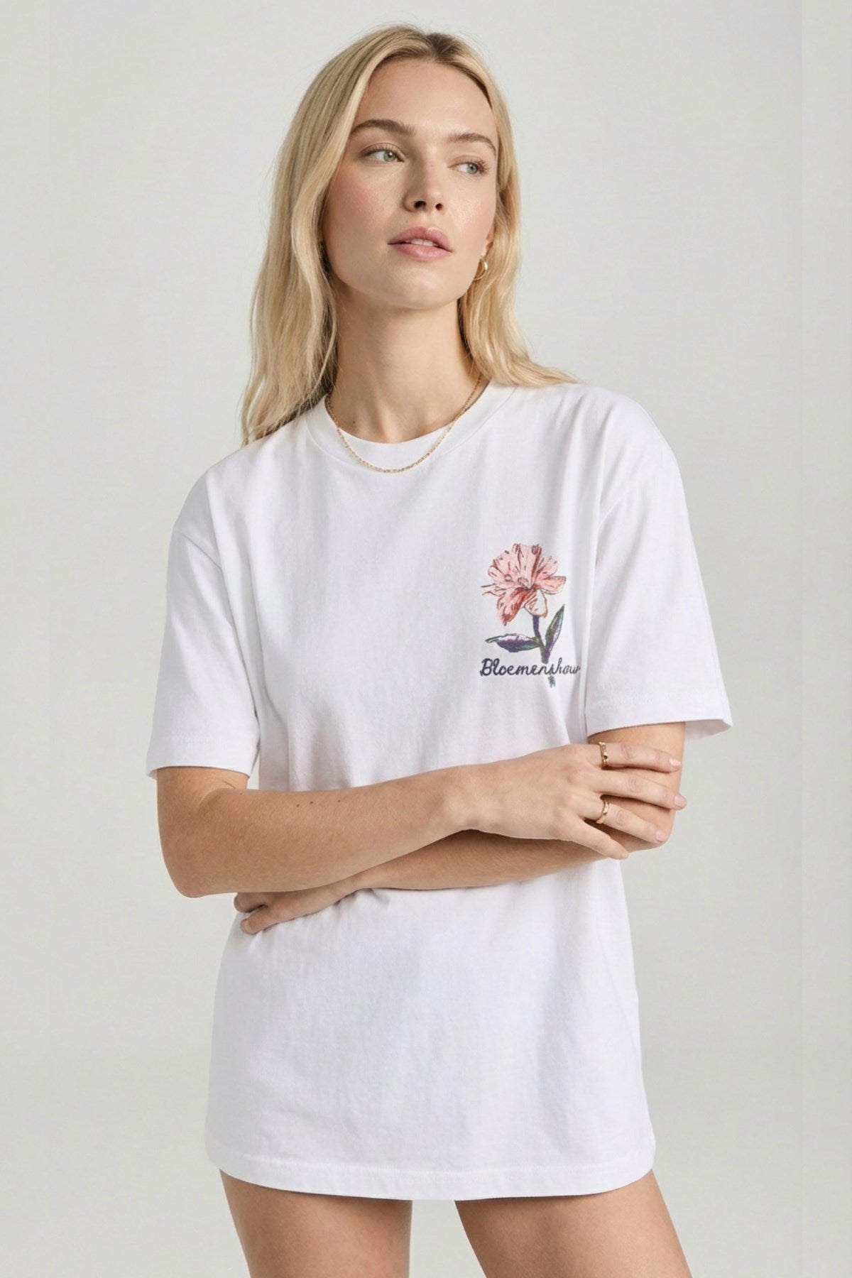 Kadın Oversize Tişört Soft Bloom Baskılı Pembe – Bisiklet Yaka, Couple, Rahat Kalıp, %100 Pamuk