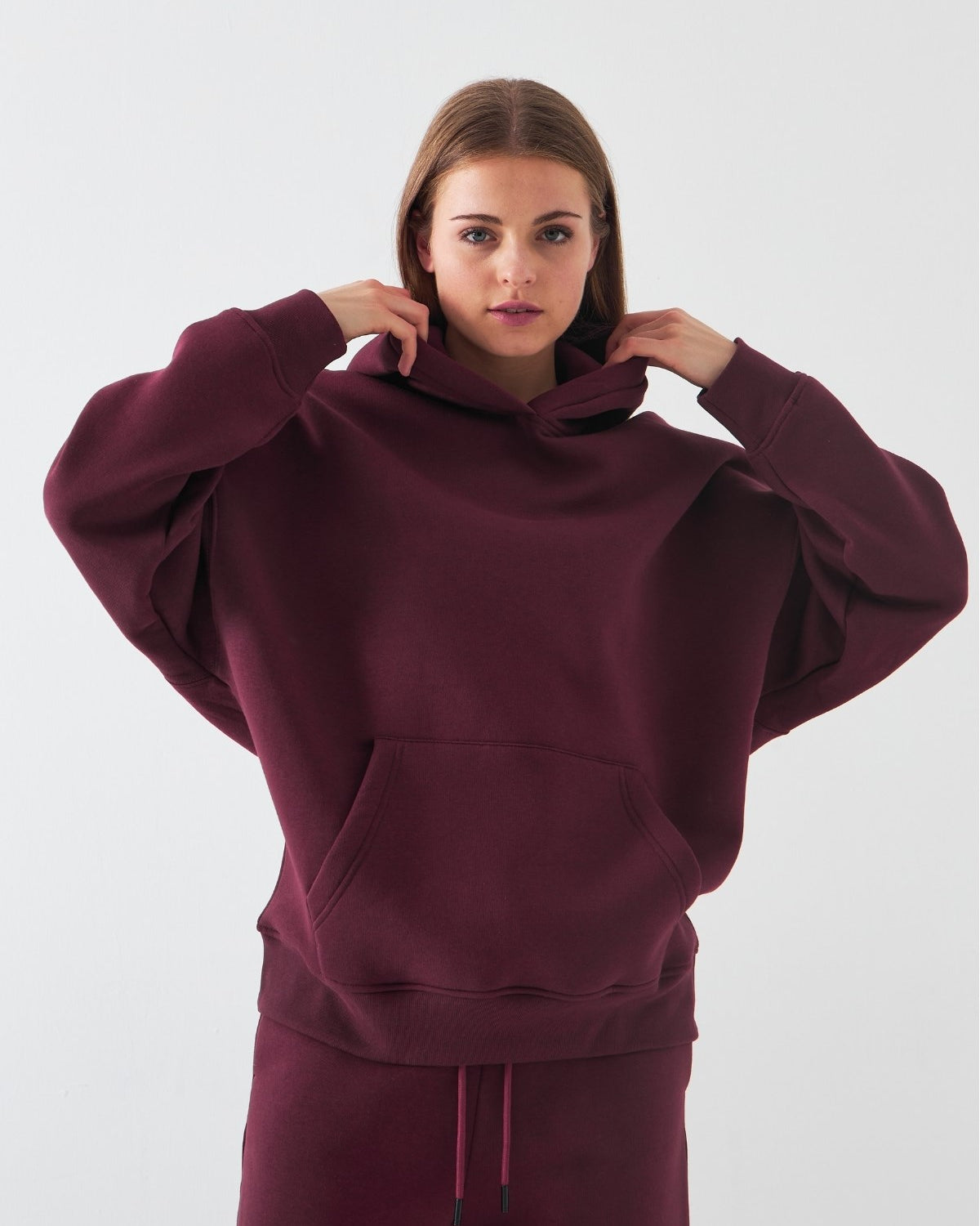 Oversize Unisex Sweatshirt Hoodie Bordo – Kapüşonlu, 3 İplik Şardonlu Polar, Kanguru Cepli, Basic