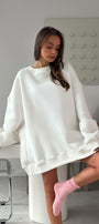 Kadın Oversize Sweatshirt Elbise Basic Beyaz – Bisiklet Yaka, 3 İplik Şardonlu Polar