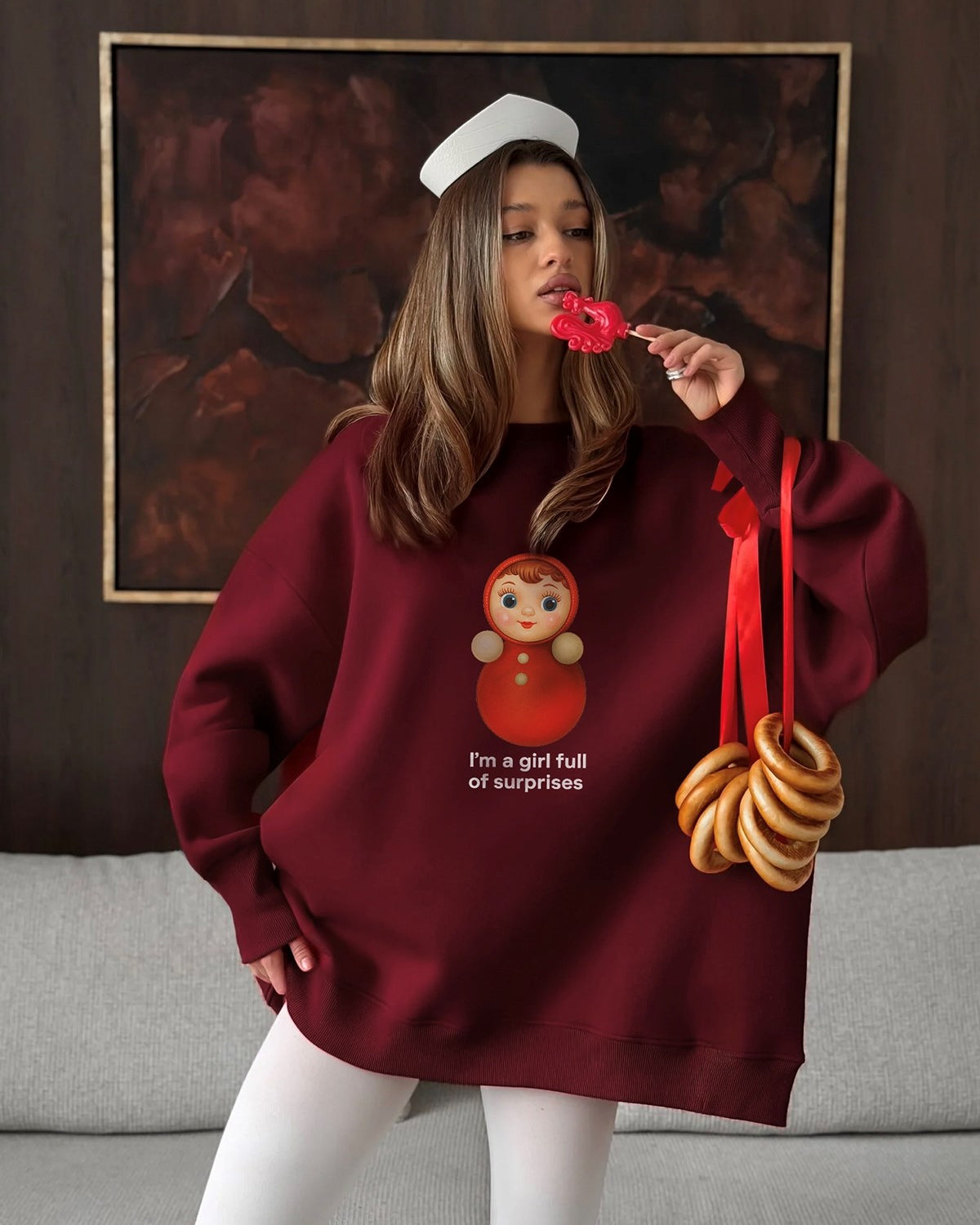 Kadın Oversize Sweatshirt Elbise Matryoshka Girl Baskılı Bordo – Bisiklet Yaka, 3 İplik Polar