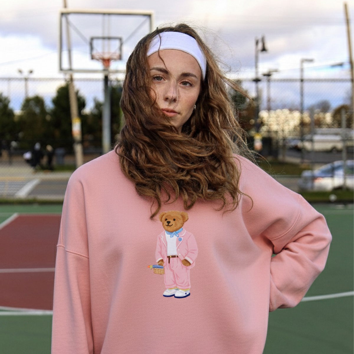 Kadın Oversize Sweatshirt Pink Suit Bear 3D Baskılı Pembe – Bisiklet Yaka, 3 İplik Şardonlu Polar