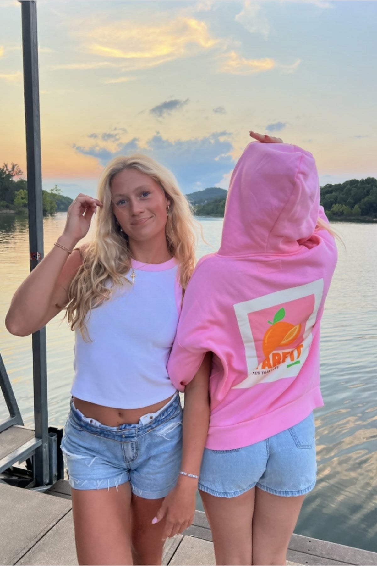 Pembe Oversize Hoodie Pembe – 3 İplik Şardonlu, Kapüşonlu Kanguru Cepli, Sırt Tam Portakal Baskı