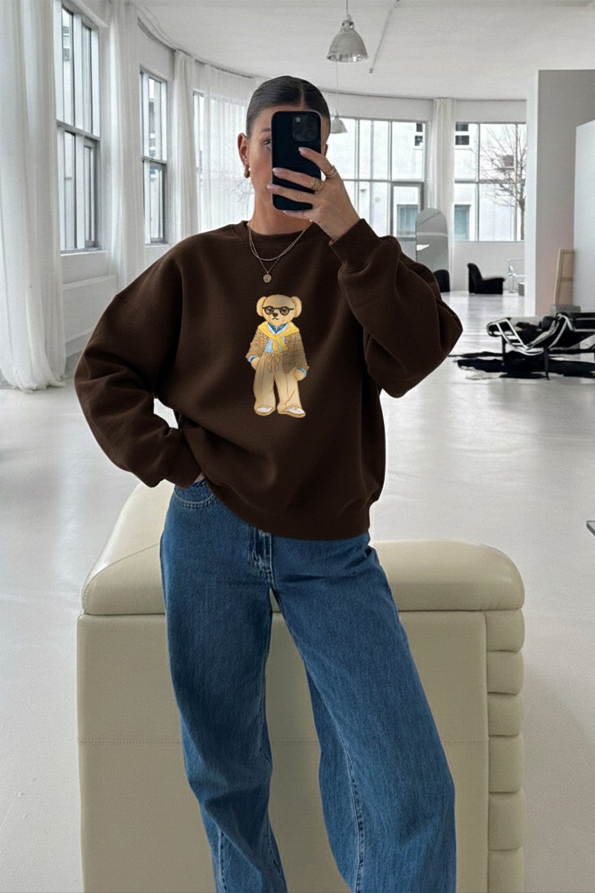 Kadın Oversize Sweatshirt Gentleman Bear Baskılı Kahverengi – Bisiklet Yaka, 3 İplik Şardonlu