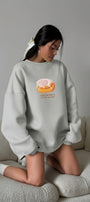 Kadın Oversize Sweat Elbise Bakery Glazed Donut Baskılı Gri Melanj – Bisiklet Yaka, 3 İplik Polar