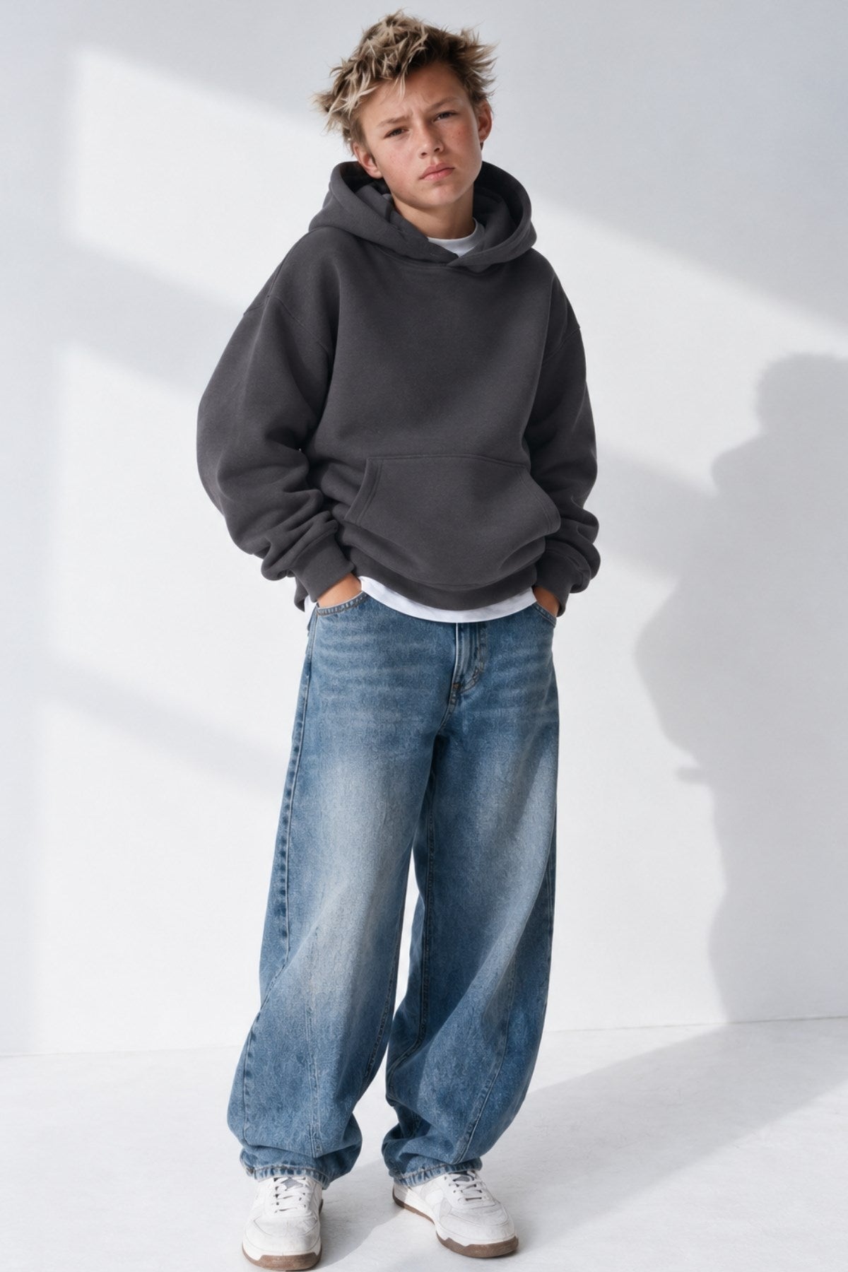 Erkek Çocuk Oversize Basic Hoodie Sweatshirt Füme – Kapüşonlu, Kanguru Cepli, 3 İplik Polar