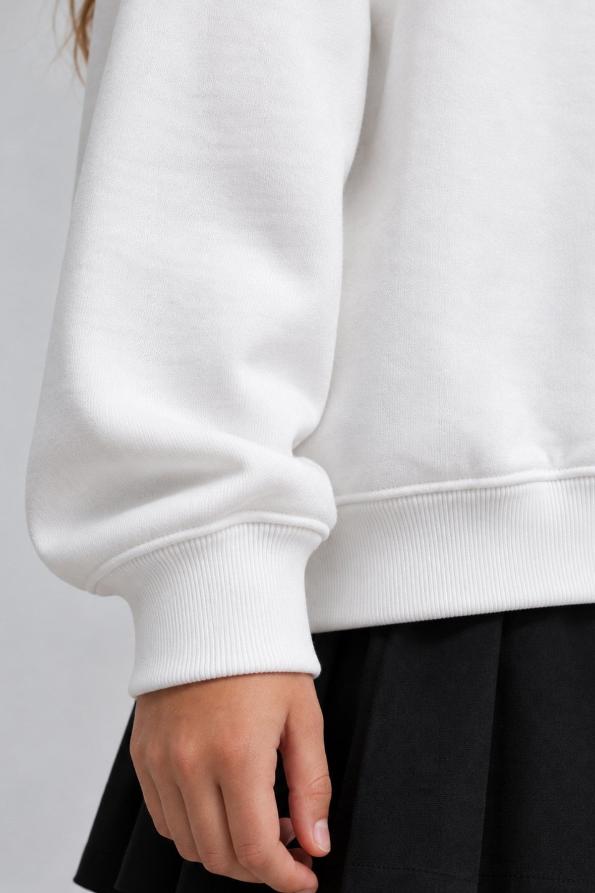 Kız Çocuk Oversize Sweatshirt Basic Beyaz – Bisiklet yaka, 3 iplik şardonlu polar