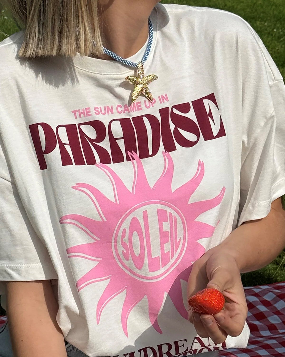 Kadın Oversize Tişört Paradise Sundream Baskılı Beyaz – Bisiklet Yaka, %100 Pamuk Compact Süprem 24/1