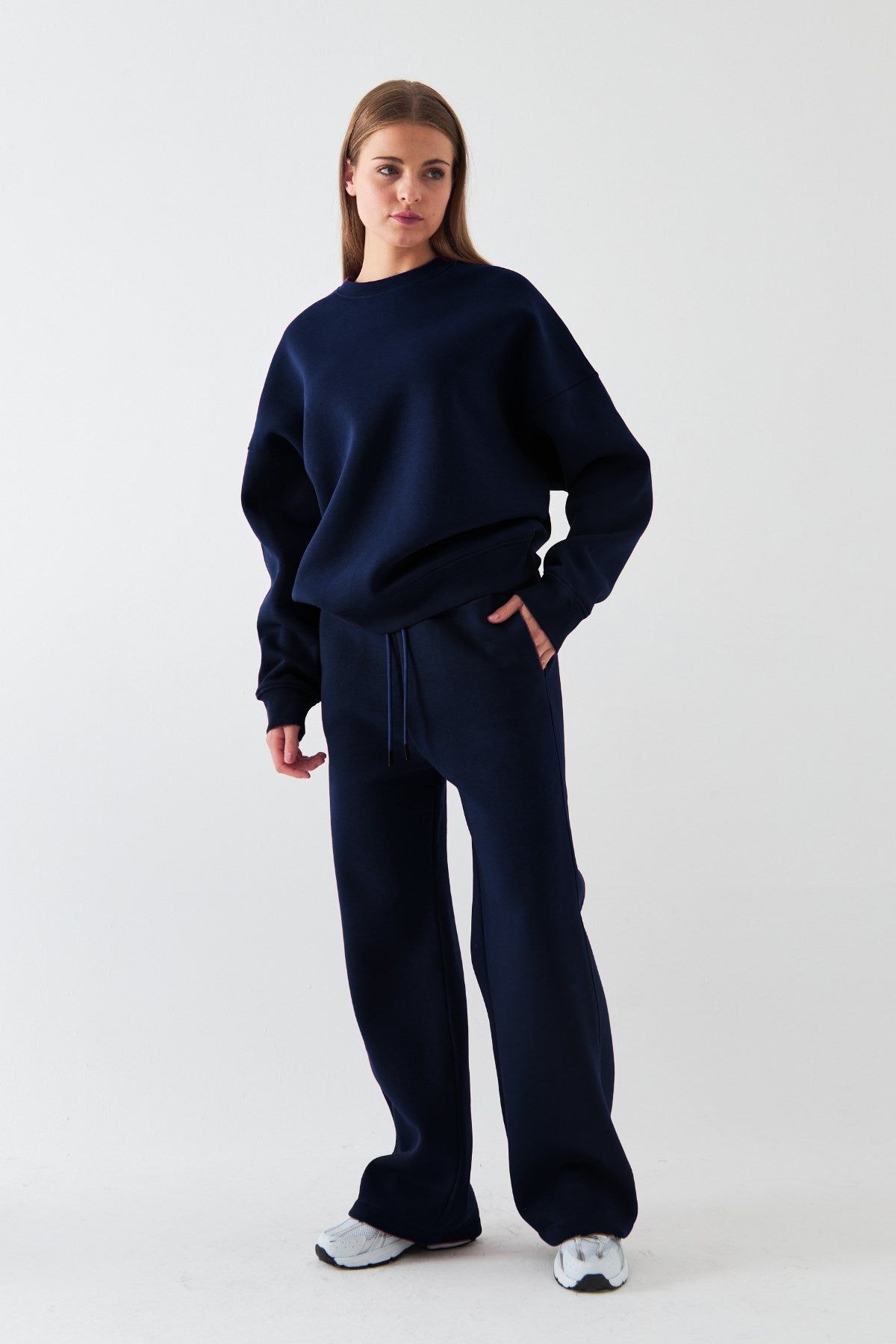Unisex Oversize Eşofman Takımı Basic Lacivert – Bisiklet Yaka, Boru Paça, 3 İplik Şardonlu Polar