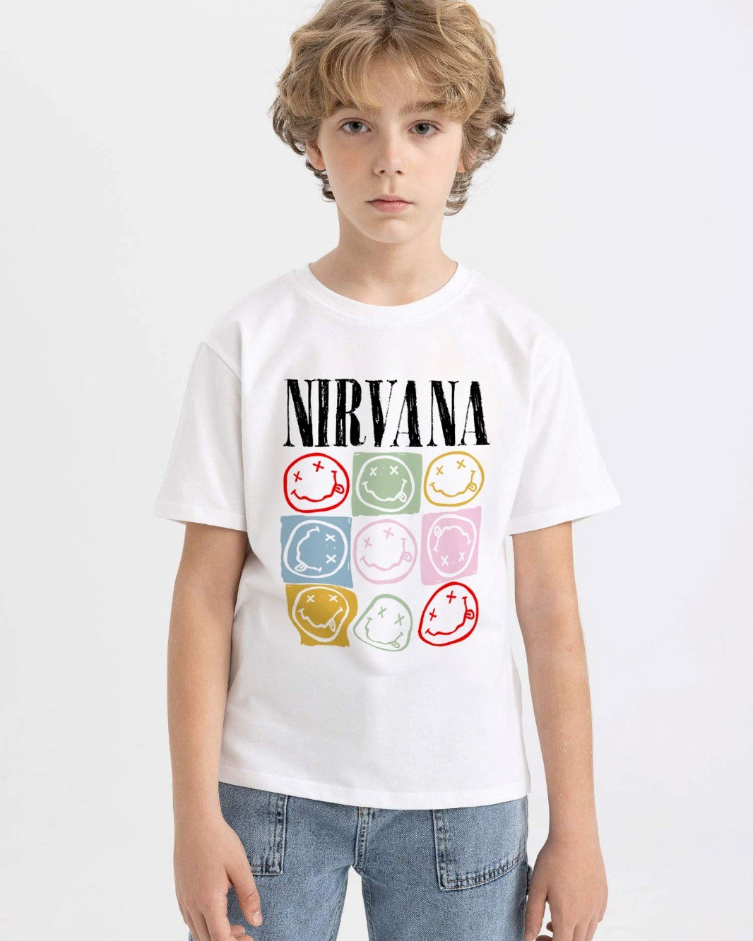 Nevermind Nirvana Yazılı Smile Tasarım Baskılı Beyaz Çocuk T-Shirt