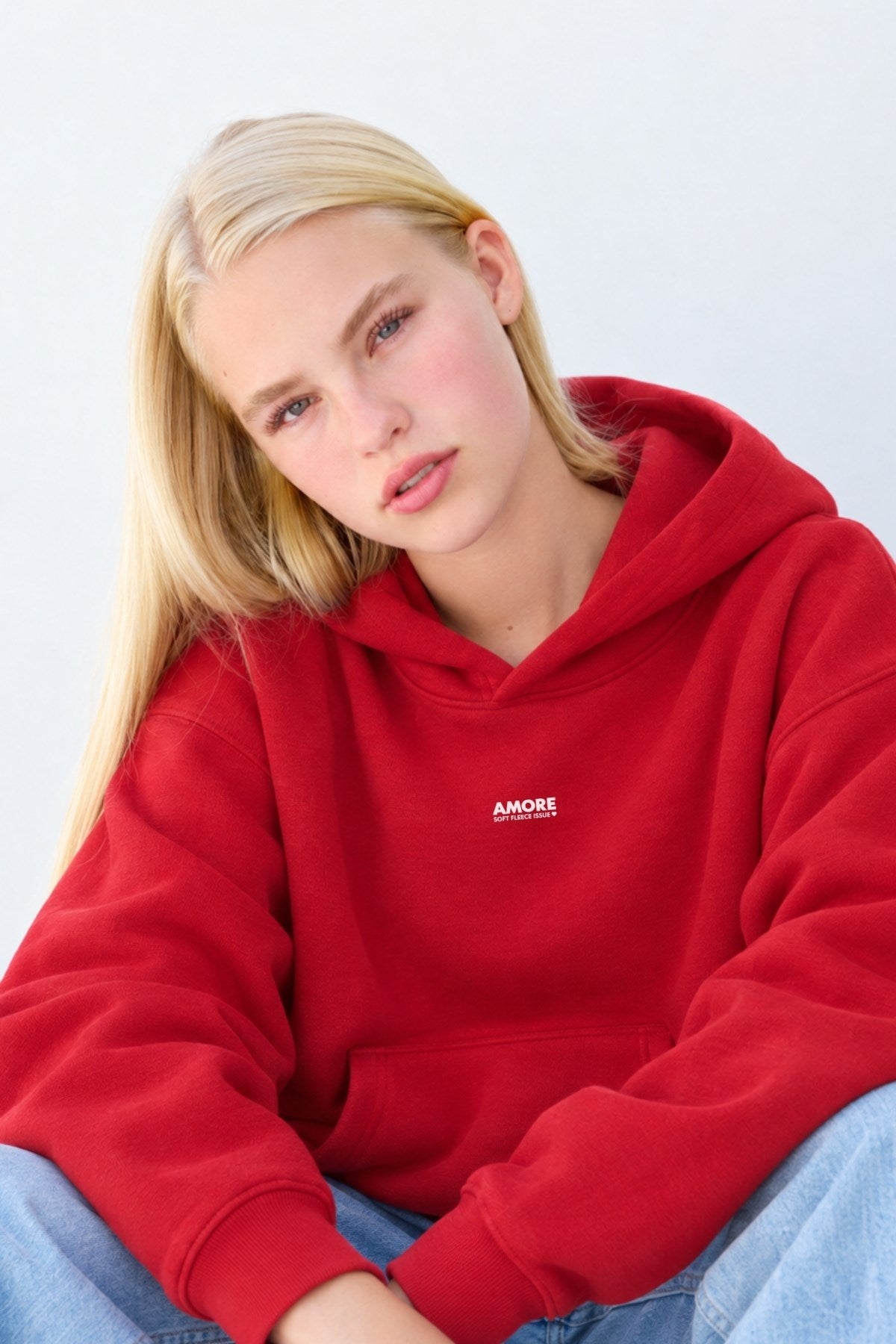 Kadın Oversize Hoodie Amore Baskılı Kırmızı – Kapüşonlu, Kanguru Cepli, 3 İplik Şardonlu Polar