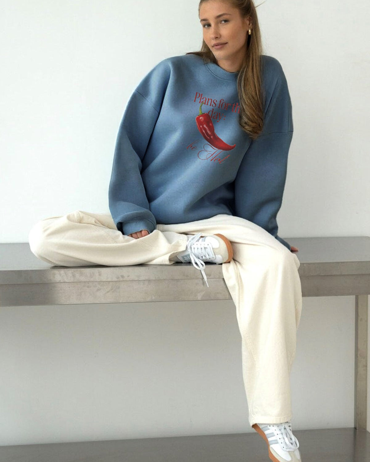 Kadın Oversize Sweatshirt Be Hot Baskılı Marine – Bisiklet Yaka, 3 İplik Şardonlu Polar