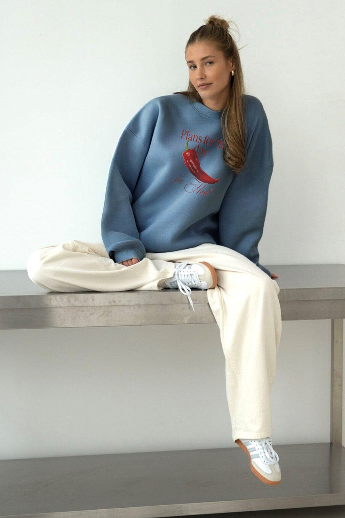 Kadın Oversize Sweatshirt Be Hot Baskılı Marine – Bisiklet Yaka, 3 İplik Şardonlu Polar