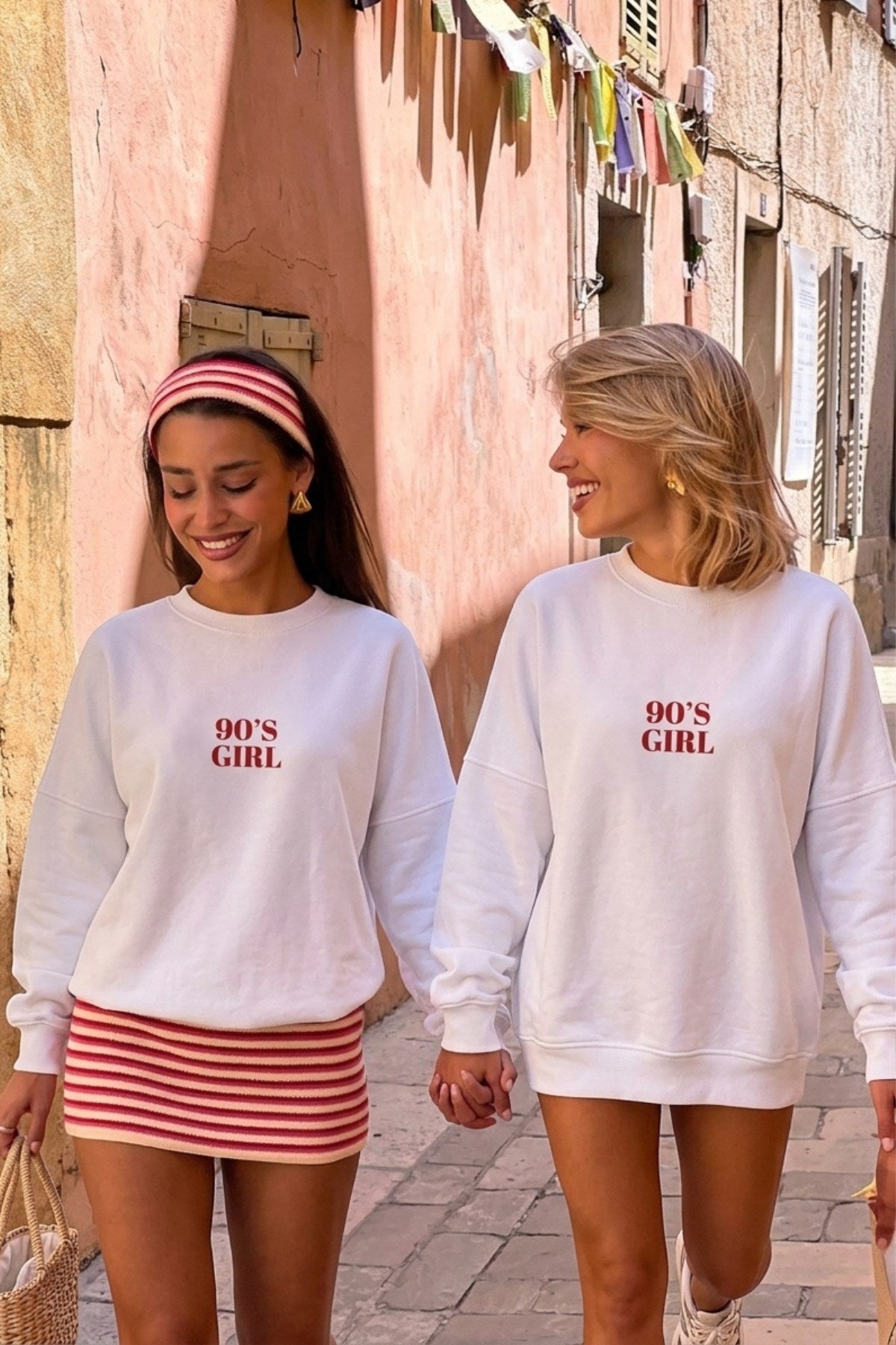 Kadın Oversize Sweatshirt 90’s Girl Baskılı Beyaz – Bisiklet Yaka, 3 İplik Şardonlu Polar