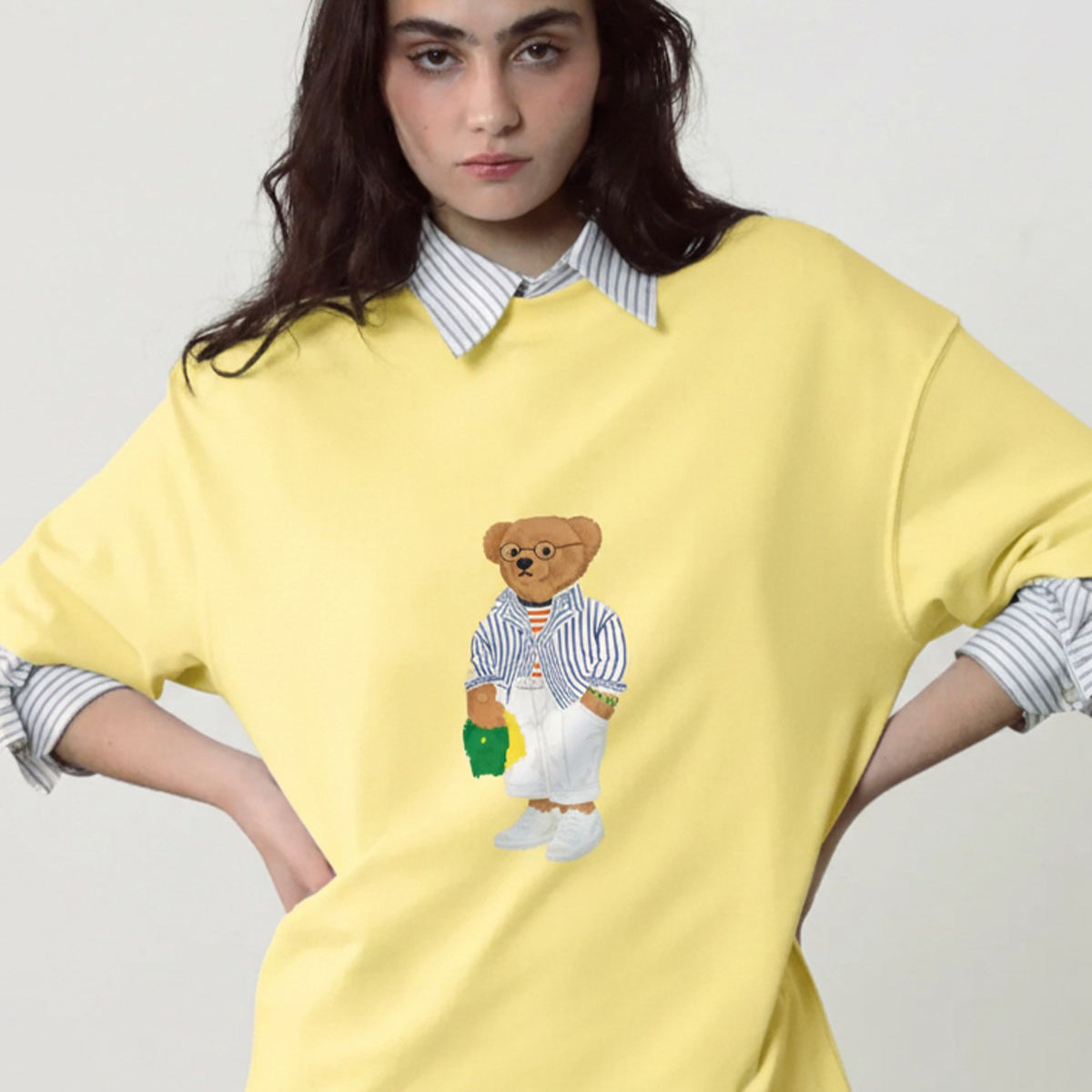 Kadın Oversize Tişört Bambino Bear Baskılı Sarı – Bisiklet Yaka, Rahat Kalıp, %100 Pamuk