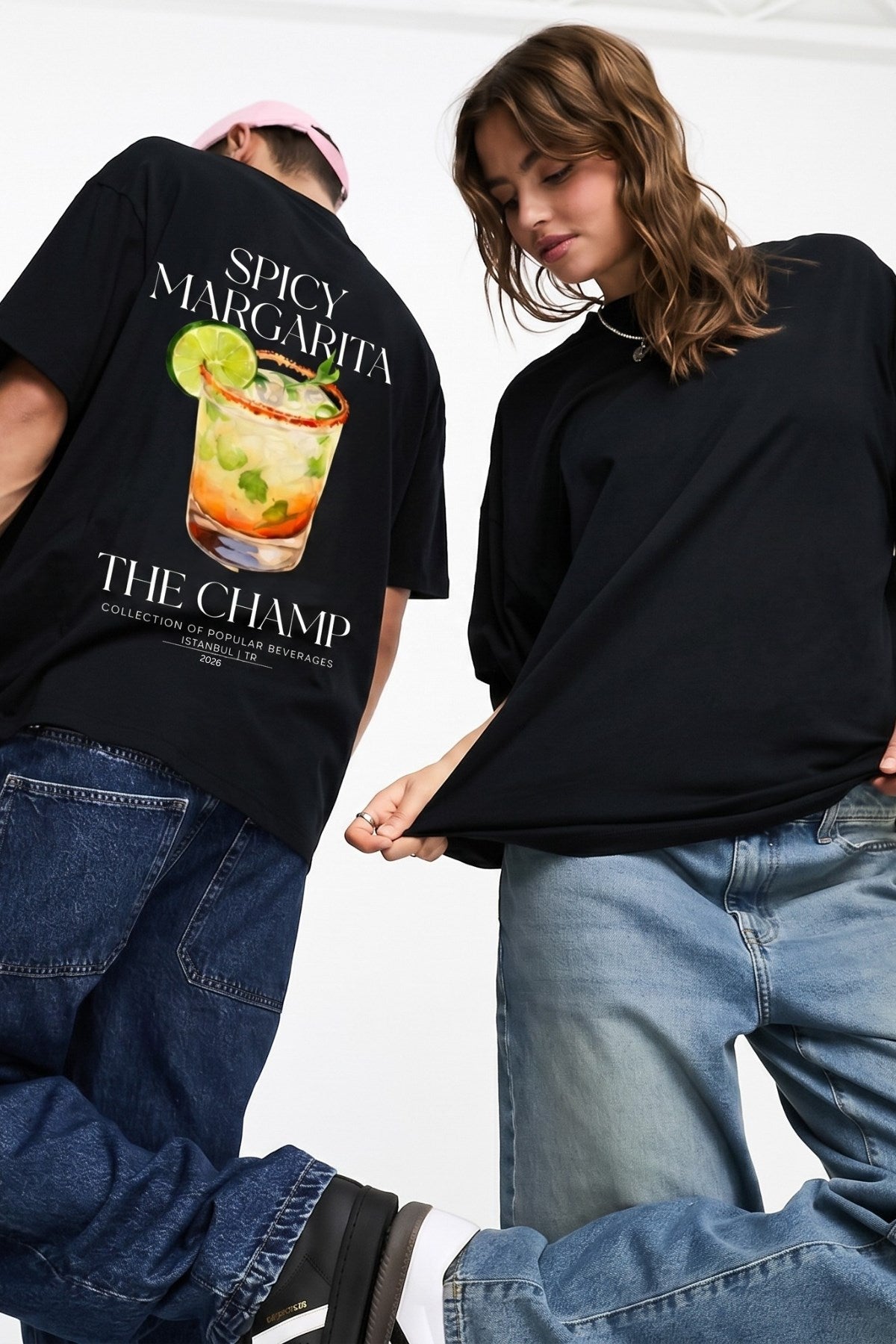 Unisex Oversize Tişört Spicy Margarita Baskılı Siyah – Bisiklet Yaka, Rahat Kalıp, %100 Pamuk