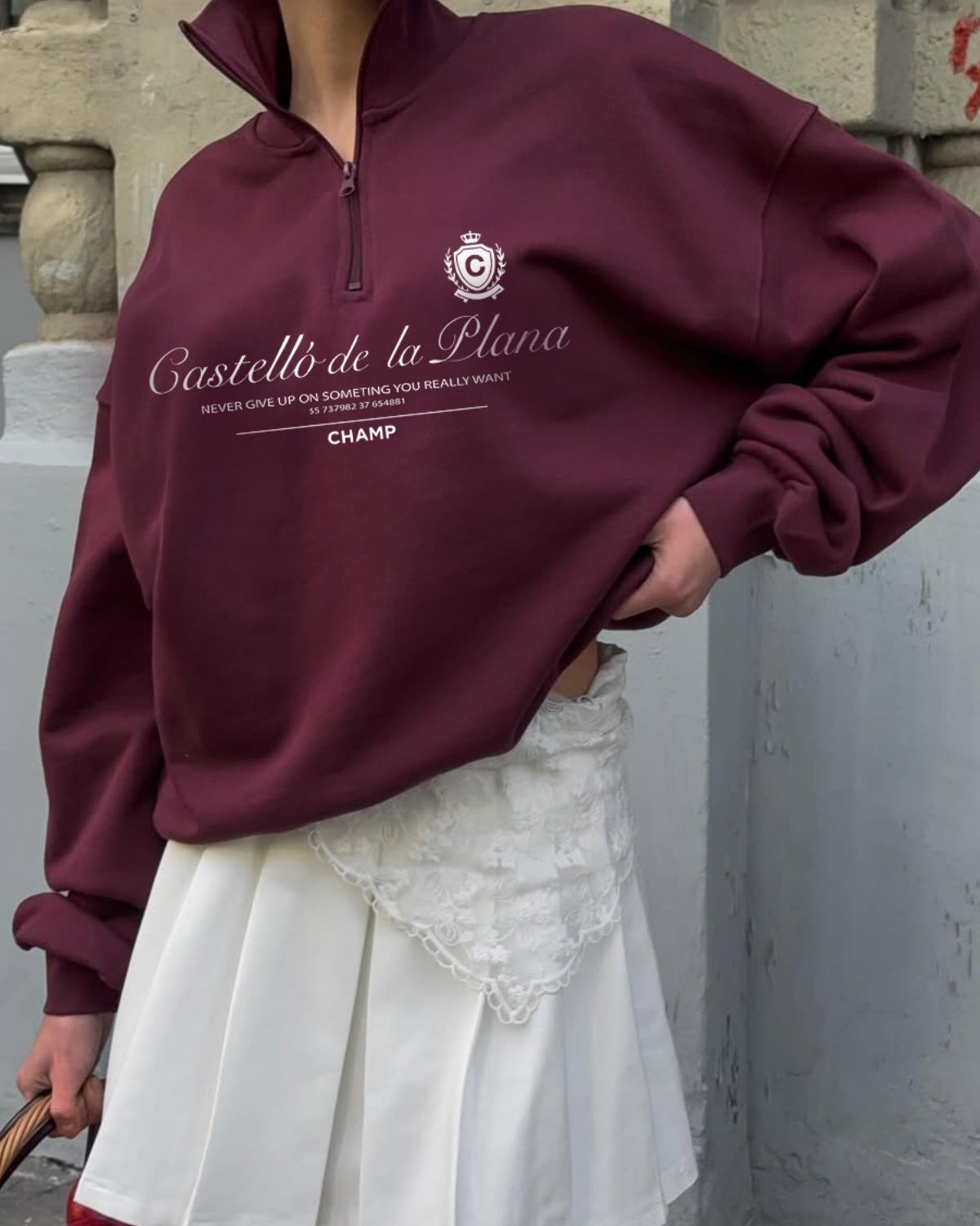 Kadın Oversize Sweatshirt Castelló de la Plana Baskılı Bordo – Yarım Fermuarlı, 3 İplik Polar