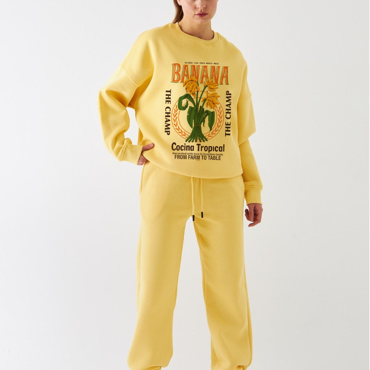 Kadın Oversize Sweatshirt Banana Tropical Baskılı Sarı – Bisiklet Yaka, 3 İplik Şardonlu Polar