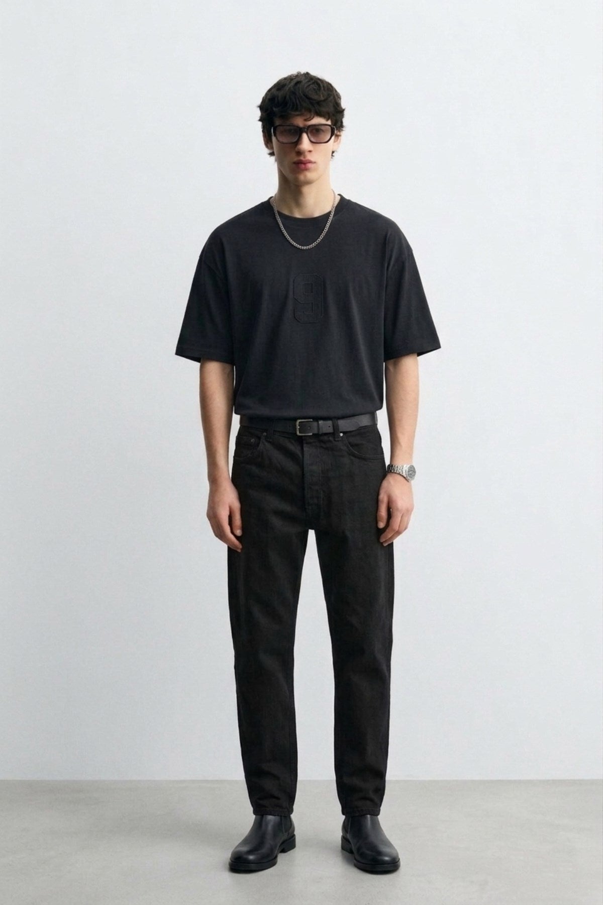 Erkek Oversize 2 İplik Tişört Mono Nine Detaylı Siyah – Bisiklet Yaka, Özel Dokulu