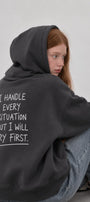 Kadın Oversize Hoodie Cry First Baskılı Füme – Kapüşonlu, Kanguru Cepli, 3 İplik Şardonlu Polar