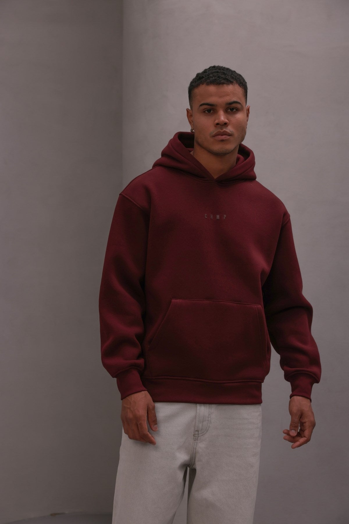 Erkek Oversize Sweatshirt Hoodie CHMP Yazlı Baskılı Bordo – Kapüşonlu, 3 İplik Polar, Kanguru Cepli