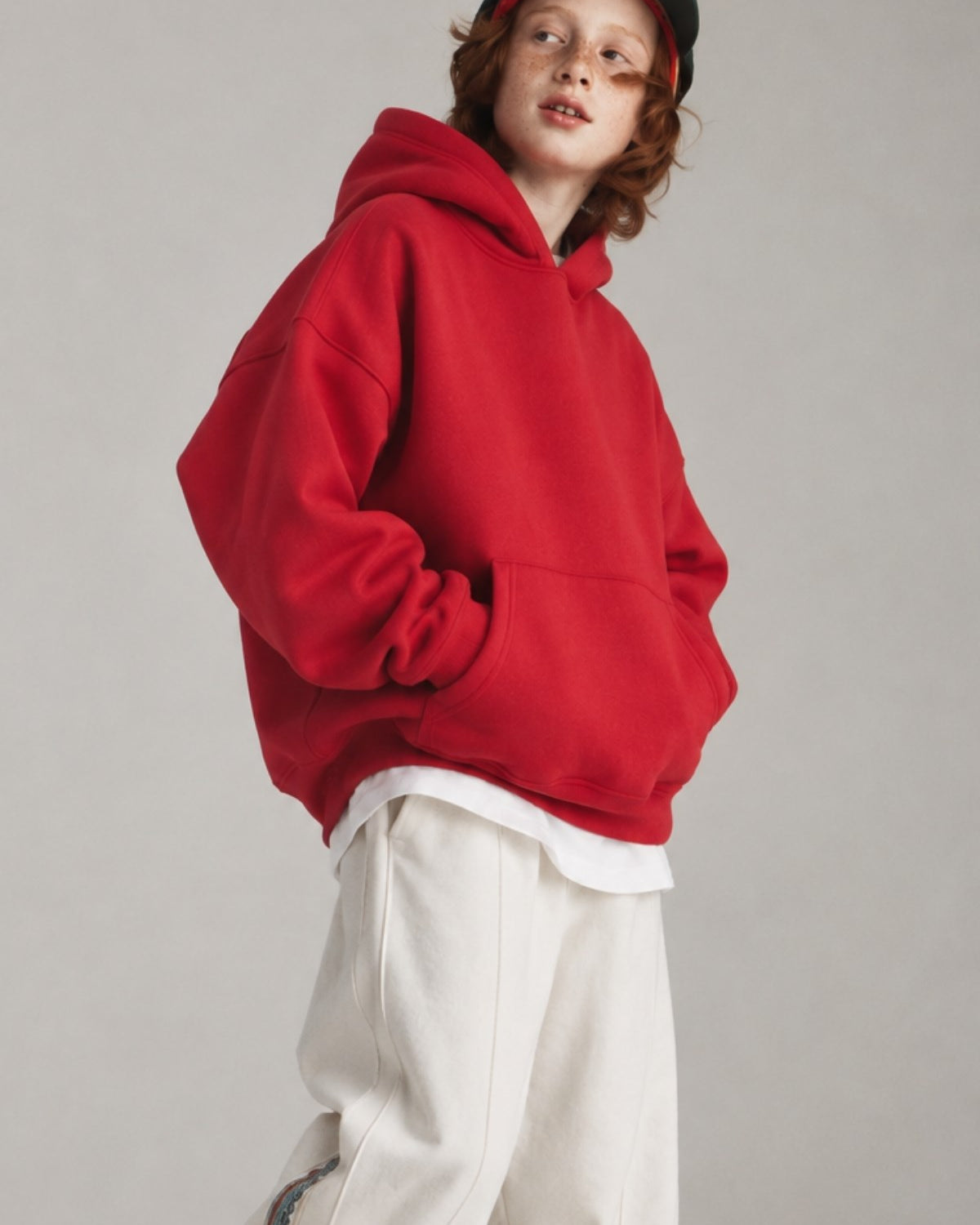 Erkek Çocuk Oversize Basic Hoodie Sweatshirt Kırmızı – Kapüşonlu, Kanguru Cepli, 3 İplik Polar