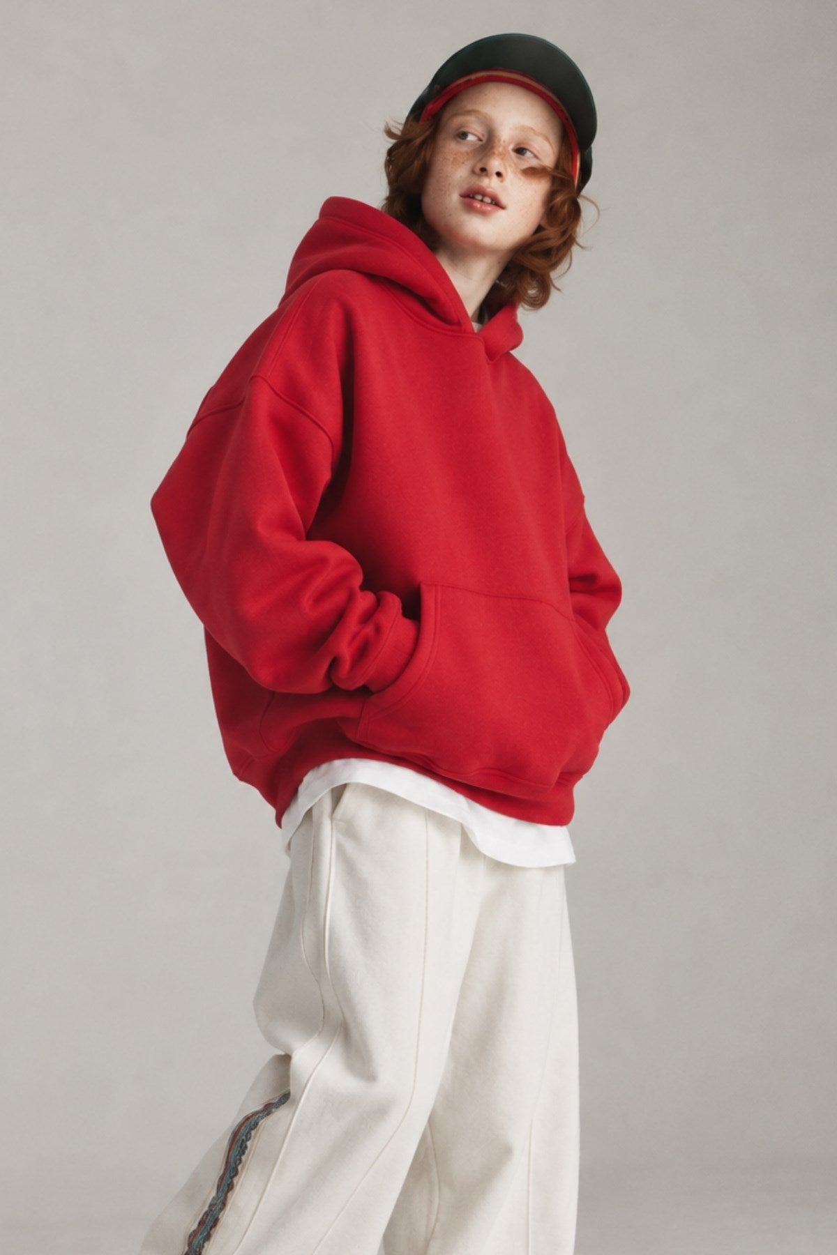Erkek Çocuk Oversize Basic Hoodie Sweatshirt Kırmızı – Kapüşonlu, Kanguru Cepli, 3 İplik Polar