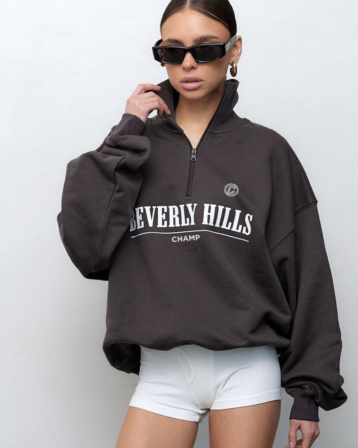 Kadın Füme Beverly Hills CHAMP Baskılı Fermuarlı Yarım Balıkçı Yaka Oversize Sweatshirt – Spor ve Günlük Şık Üst