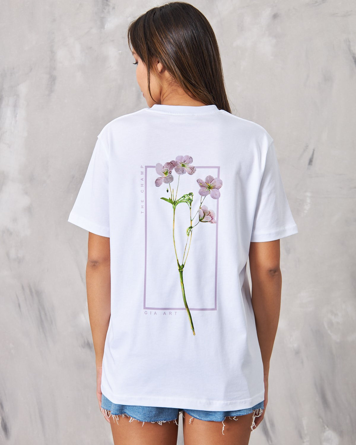 Çiçek Temalı Tasarım Baskılı Beyaz Kadın T-Shirt