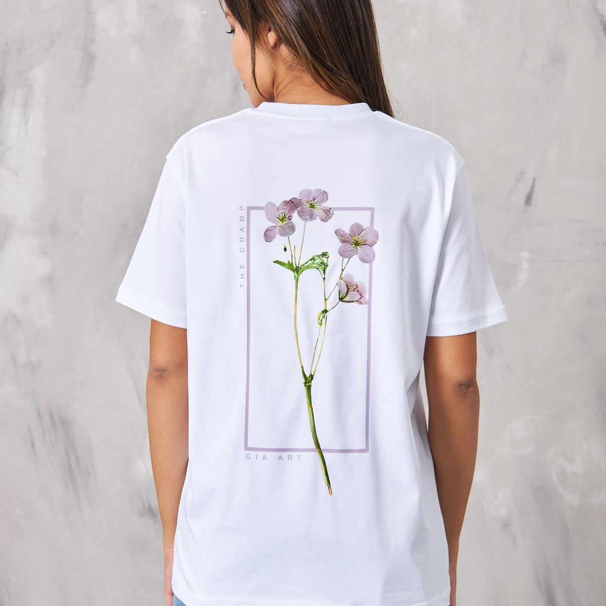 Çiçek Temalı Tasarım Baskılı Beyaz Kadın T-Shirt