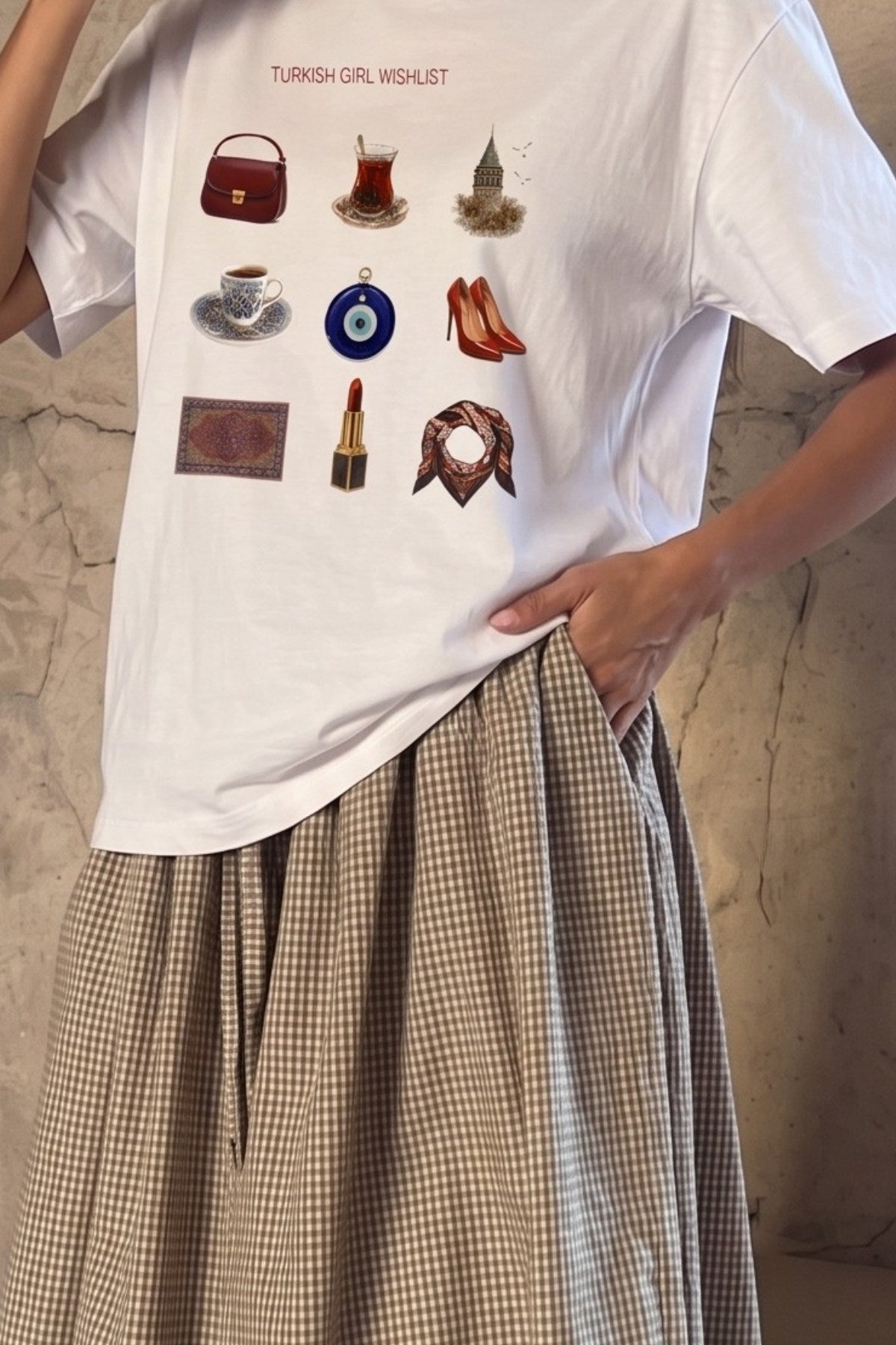 Kadın Oversize Tişört Turkish Girl Wishlist Baskılı Beyaz – Bisiklet Yaka, Rahat Kalıp, %100 Pamuk