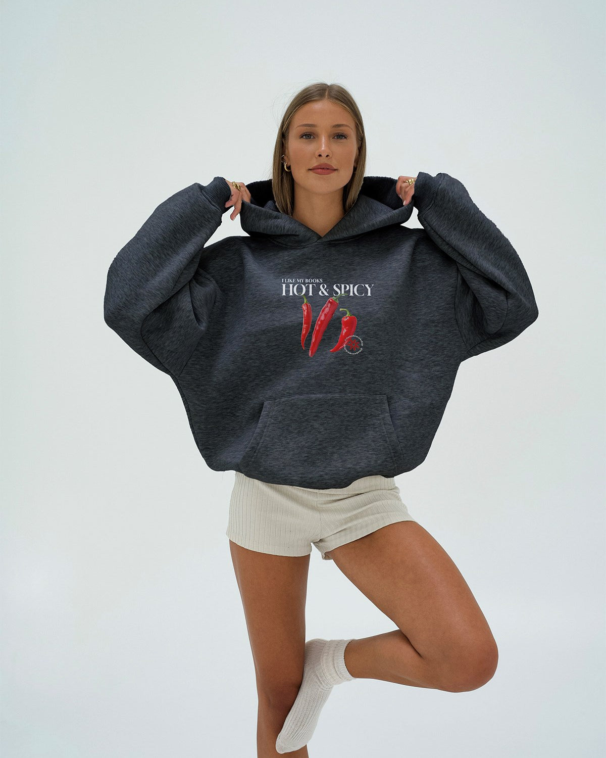 Kadın Oversize Sweatshirt Hoodie Hot & Spicy Baskılı Füme Melanj – Kapüşonlu, 3 İplik Şardonlu Polar