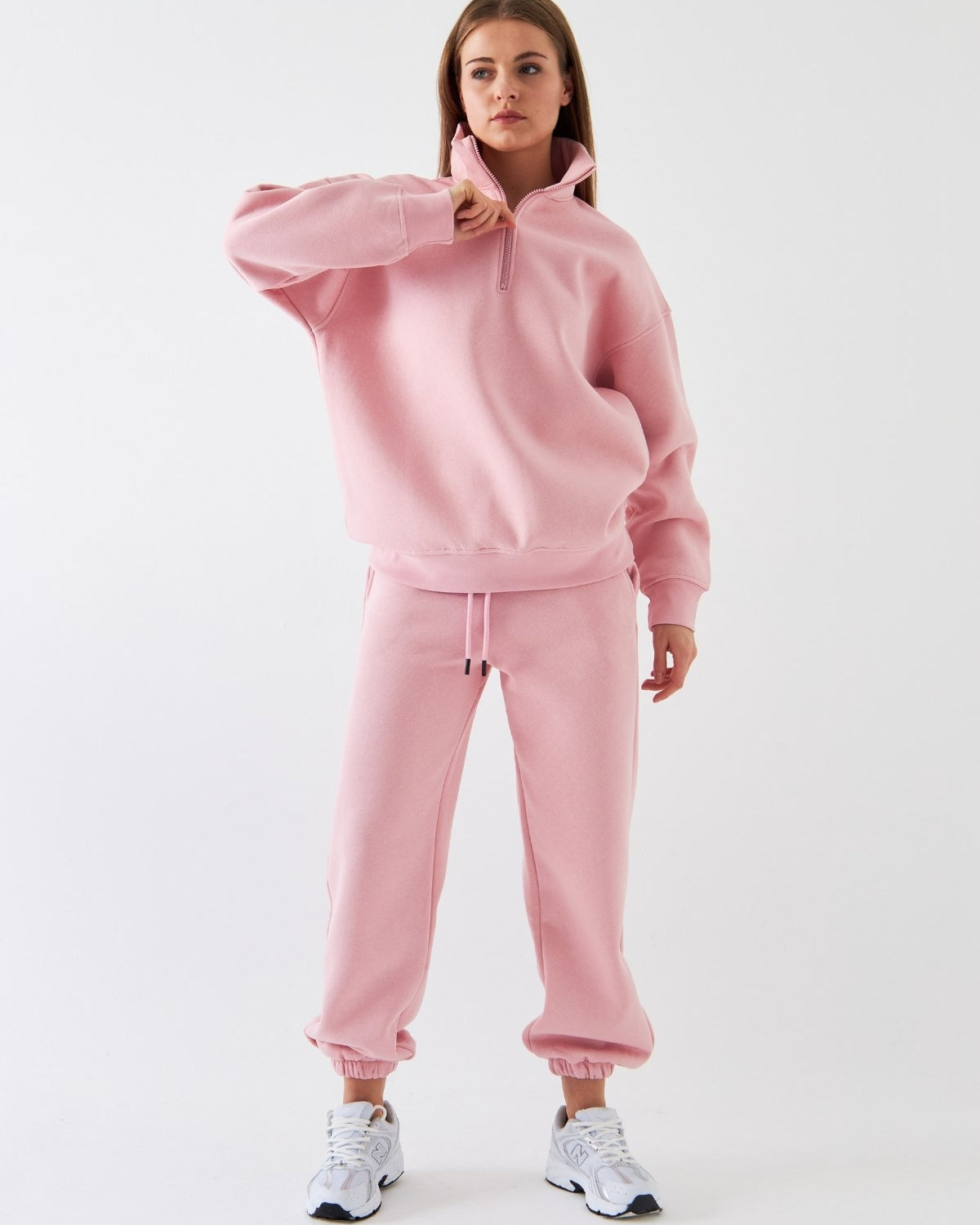 Unisex Oversize Eşofman Takımı Basic Pembe – Fermuarlı Dik Yaka, Lastikli Paça, 3 İplik Polar