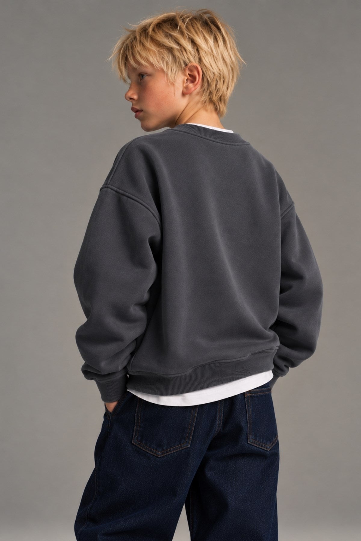 Erkek Çocuk Oversize Sweatshirt Basic Füme – Bisiklet yaka, 3 iplik şardonlu polar