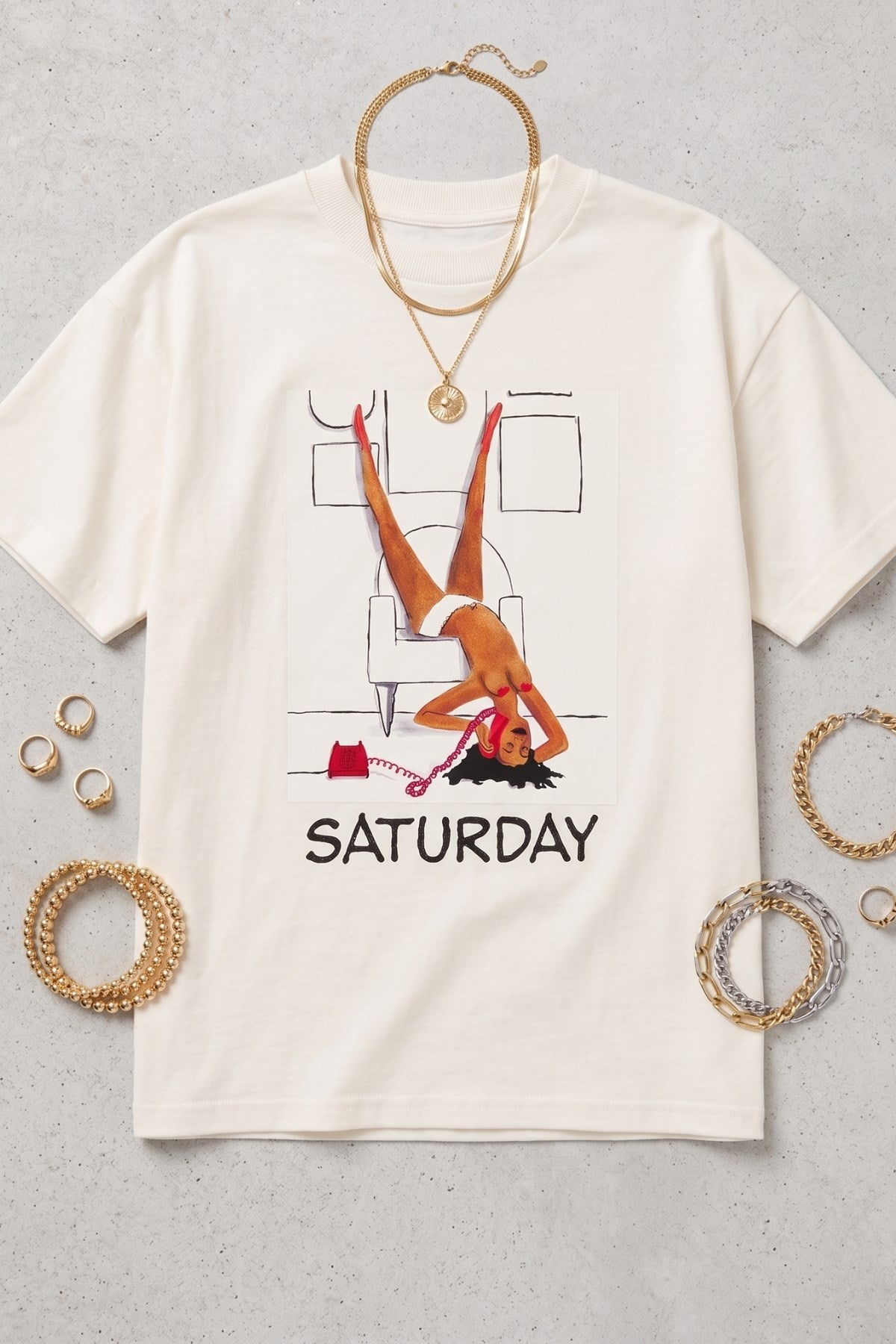 Kadın Oversize Tişört Weekend Mood Baskılı Beyaz – Bisiklet Yaka, Rahat Kalıp, %100 Pamuk